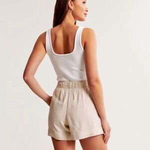 NWOT Abercrombie and Fitch Linen Blend Pull On Short SM